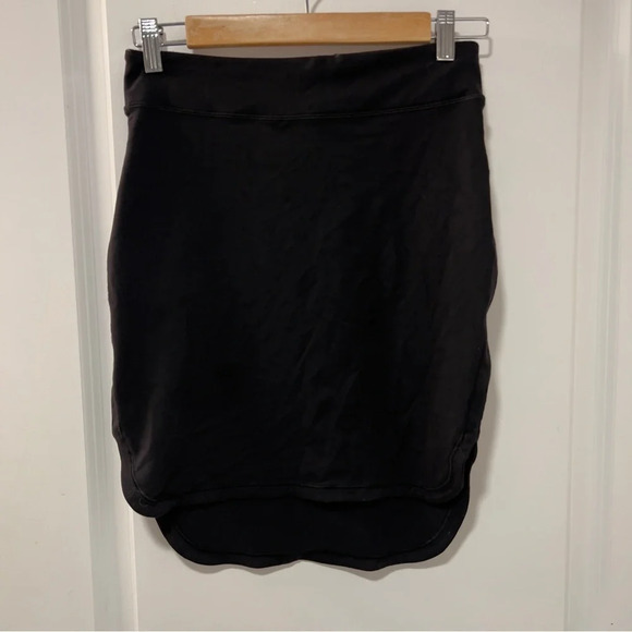 Lululemon City Skirt size 4 - Picture 5 of 5